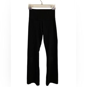 NWT VICTORIA’S SECRET BLACK STRAIGHT LEG LEGGINGS WITH ZIPPERS AT BOTTOM SIZE XS